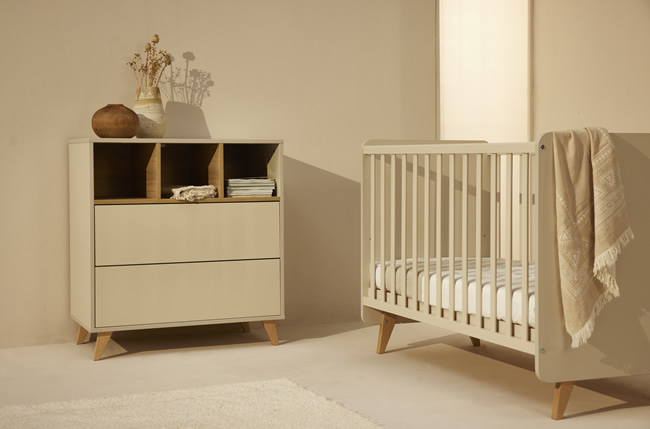 Loft clay babykamer